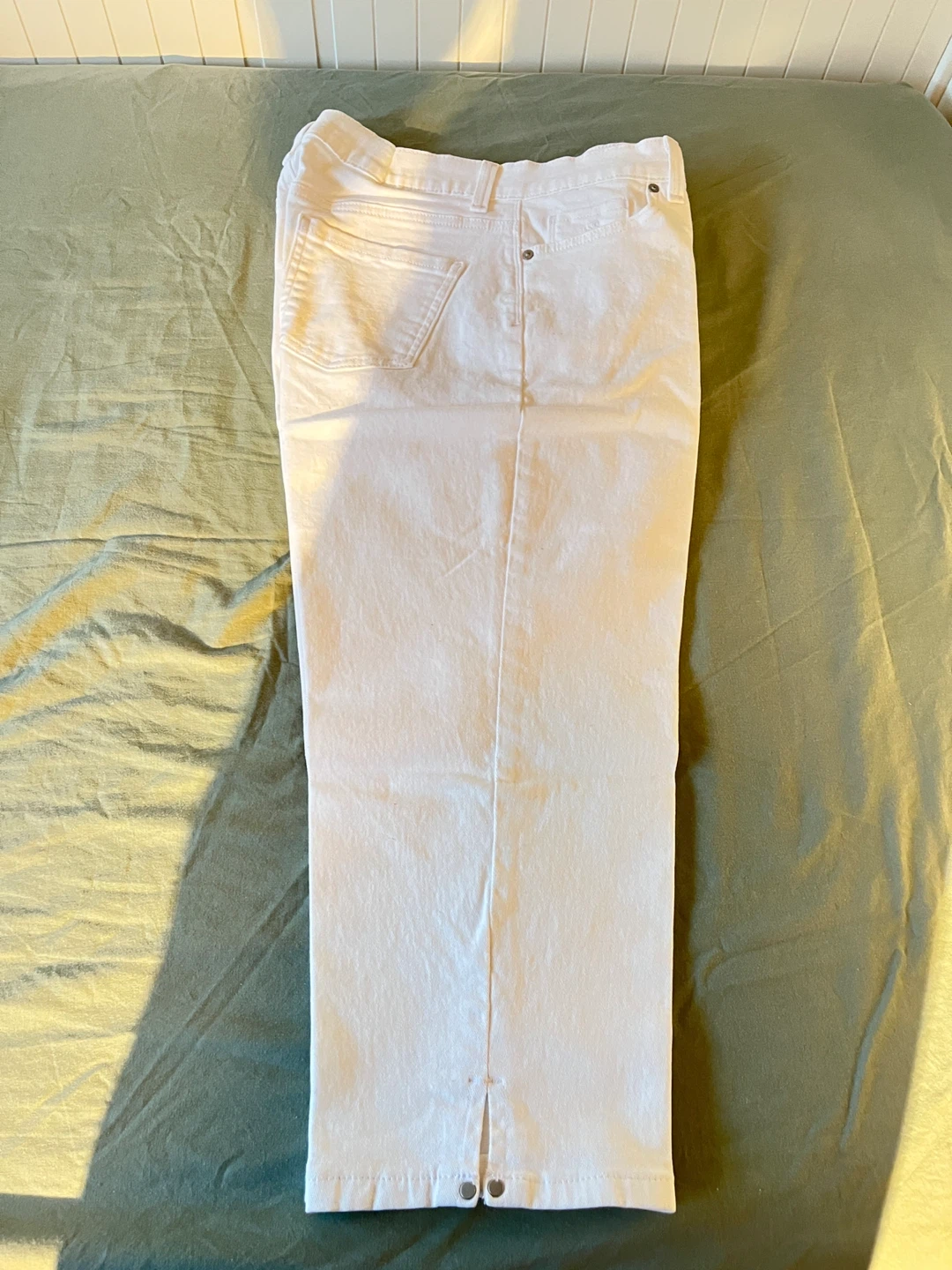 Gloria Vanderbilt White 3/4 Jeans - photo 4