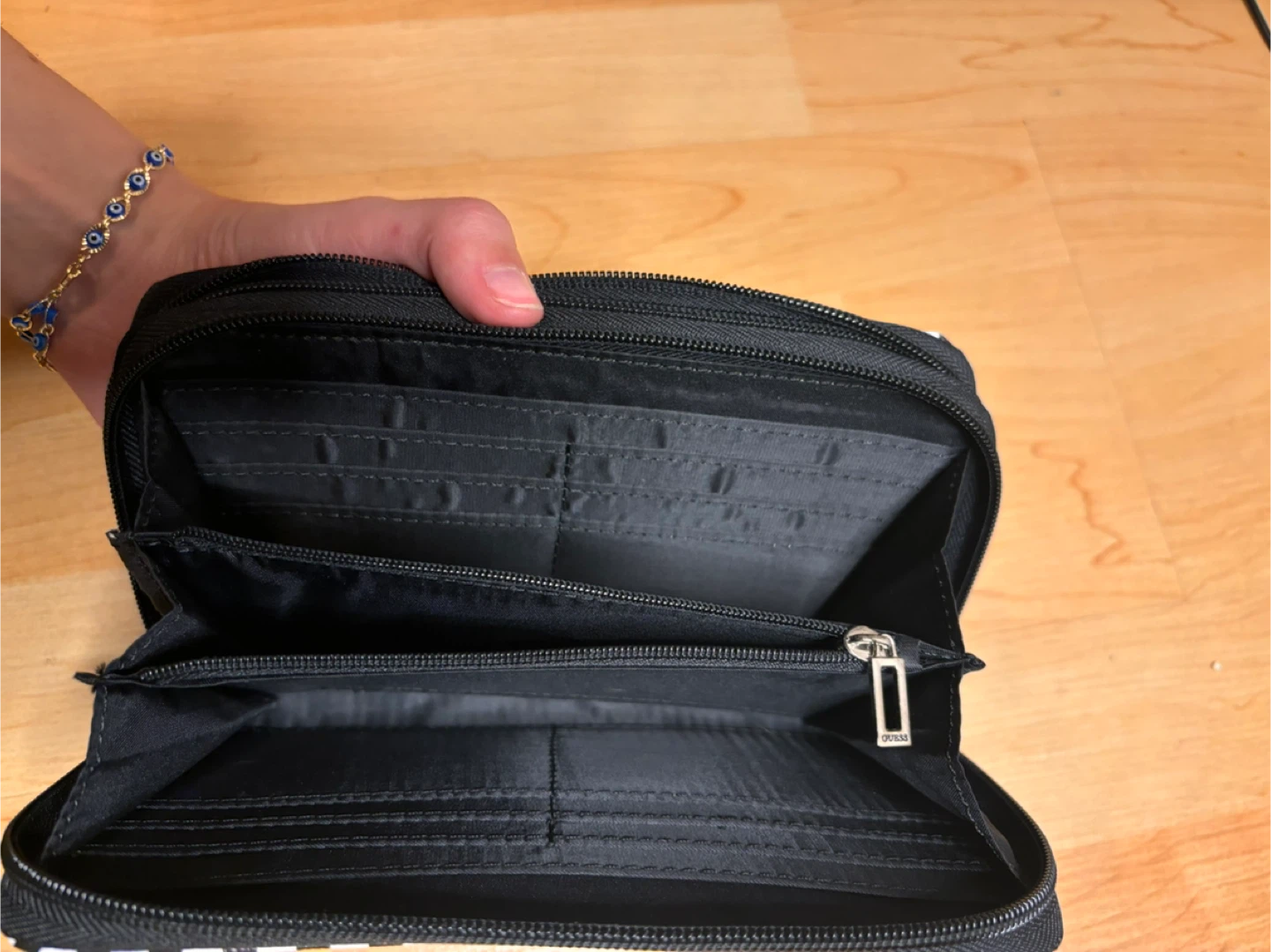 GUESS Black & White Striped Double-Zip Wallet - photo 5