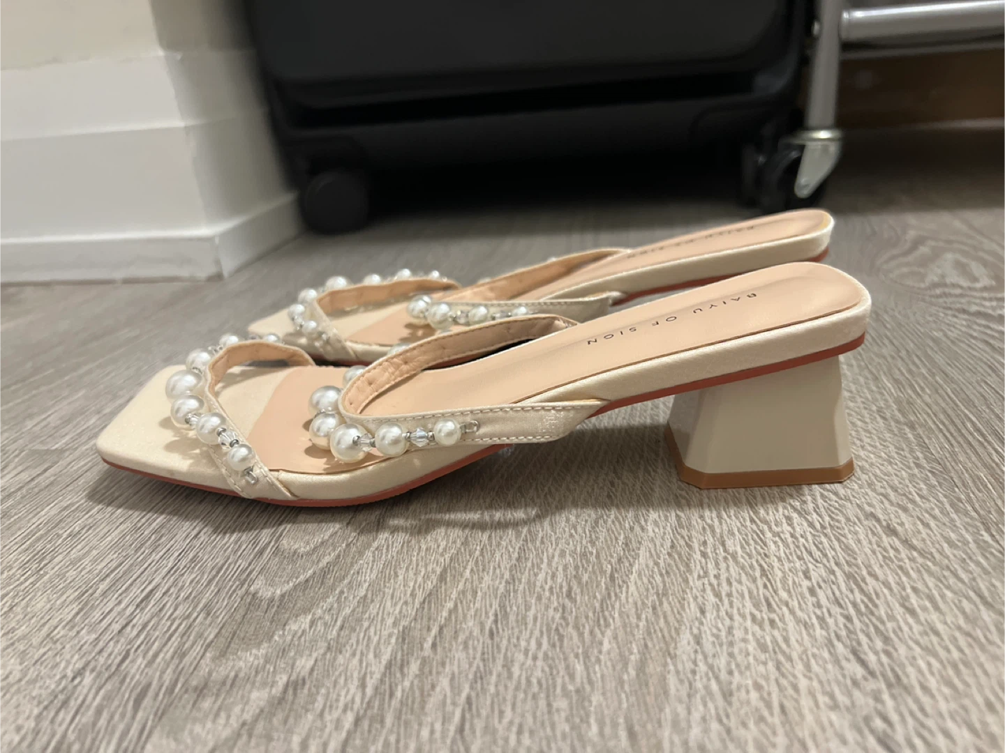 Pearl Strap Block Heel Sandals - photo 3