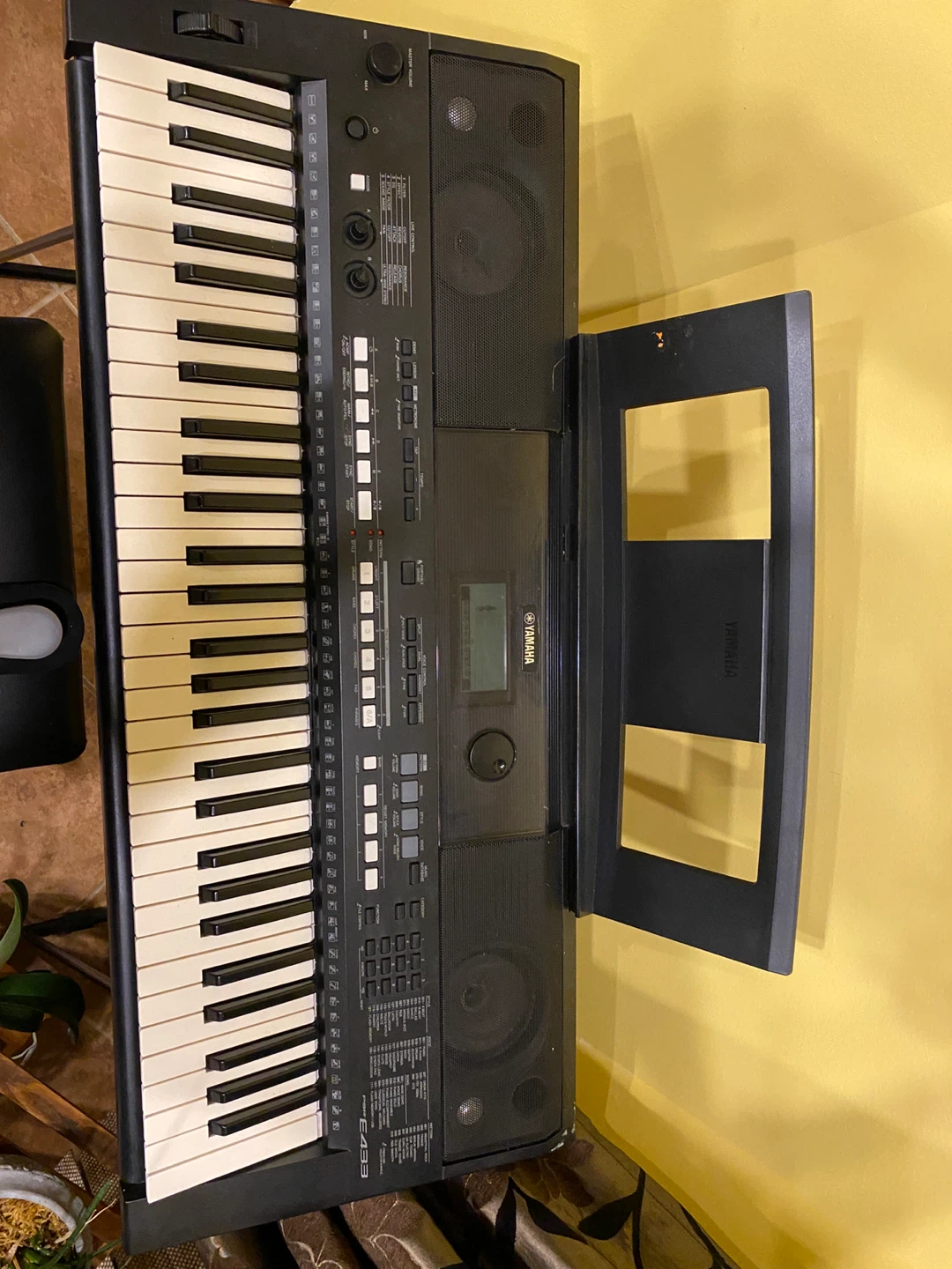 Yamaha Keyboard Stand & Bench
