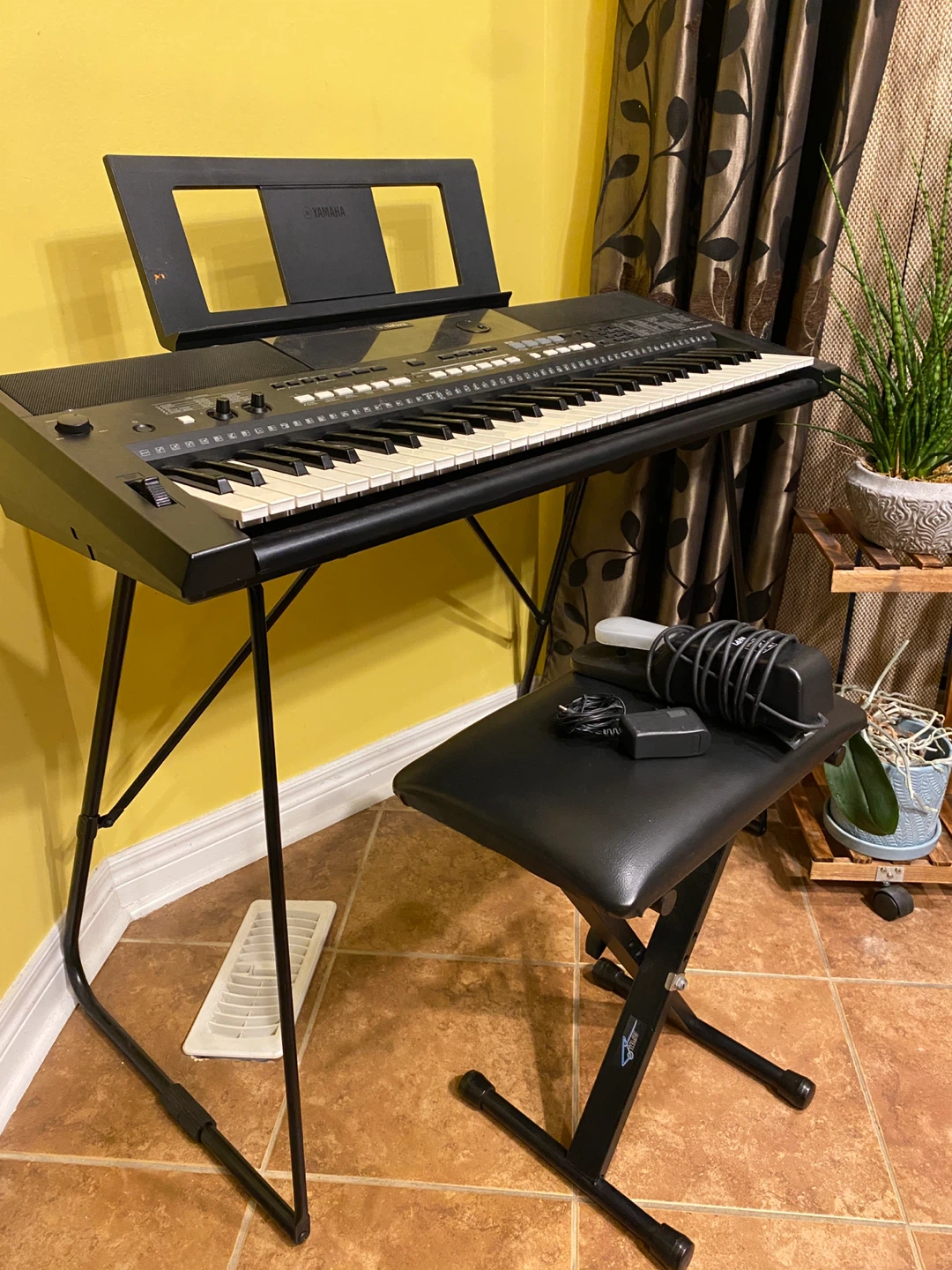 Yamaha Keyboard Stand & Bench - photo 4