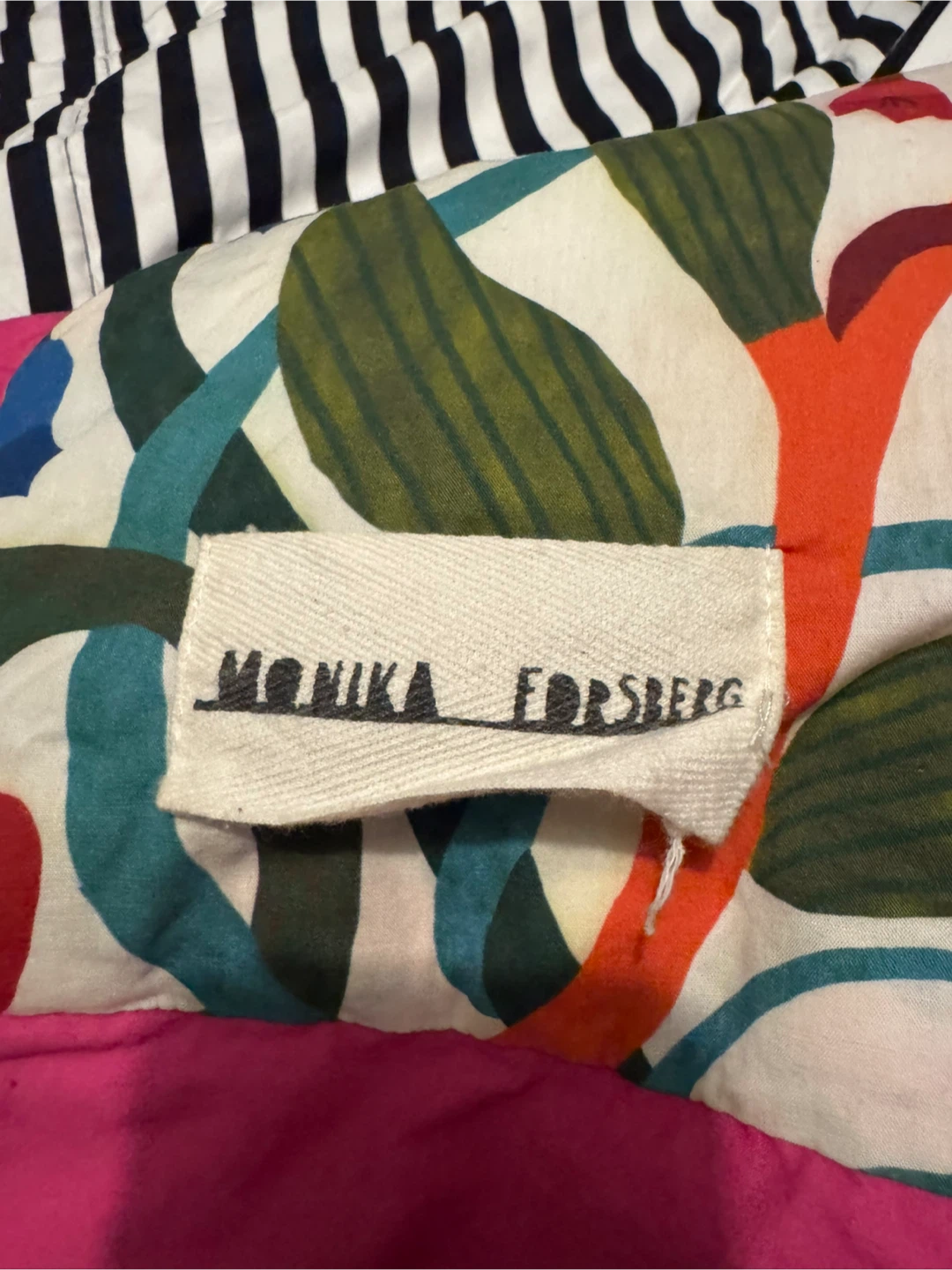 Reversible Monika Forsberg Quilted Blanket 38x50in - photo 3