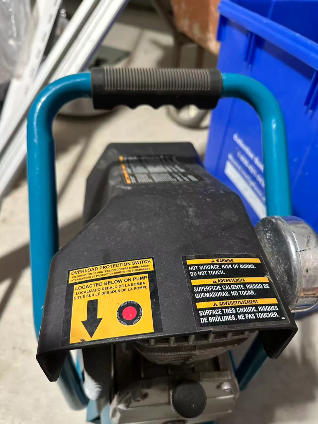 Makita MAC700 2.6 Gallon Air Compressor - photo 5