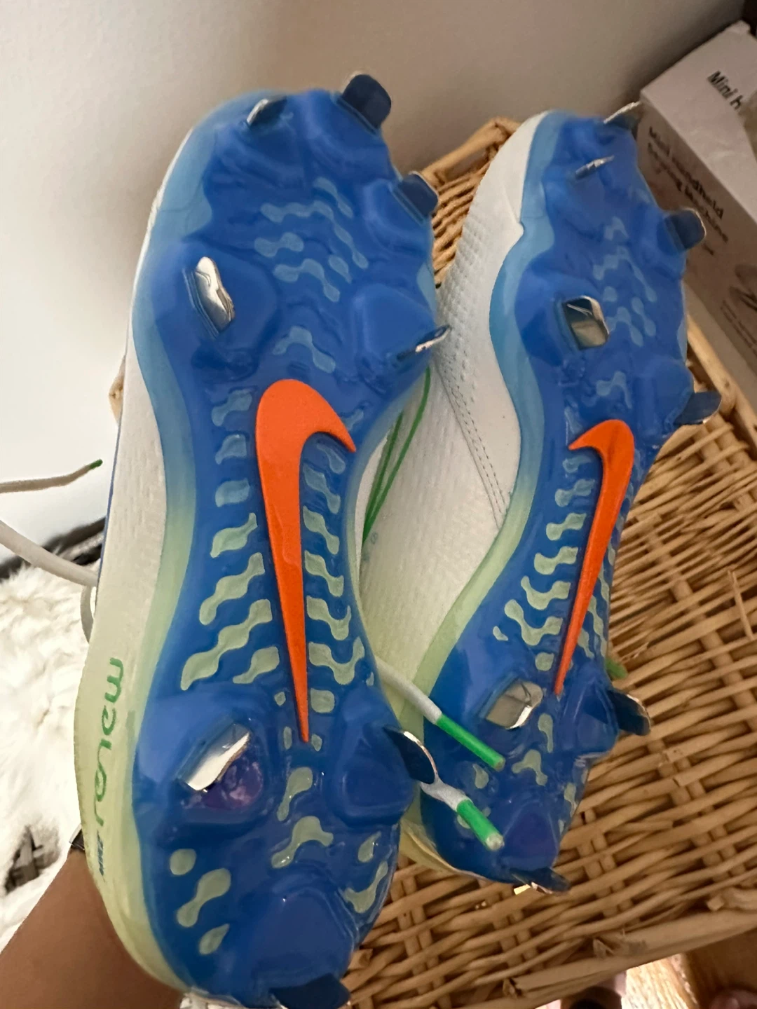 Nike Renew Fresh Soccer Cleats US 7.5 - photo 5