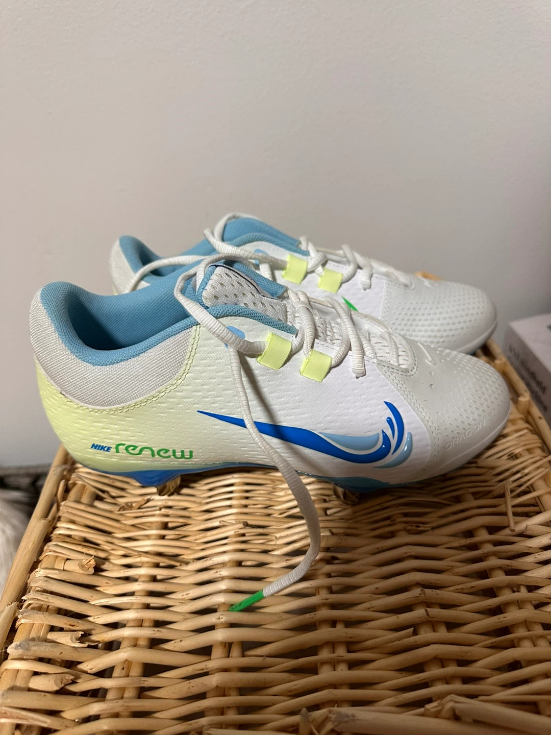 Nike Renew Fresh Soccer Cleats US 7.5 - photo 2
