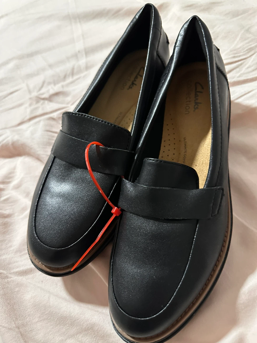 Clarks Sharon Gracie Black Loafers - US 9M