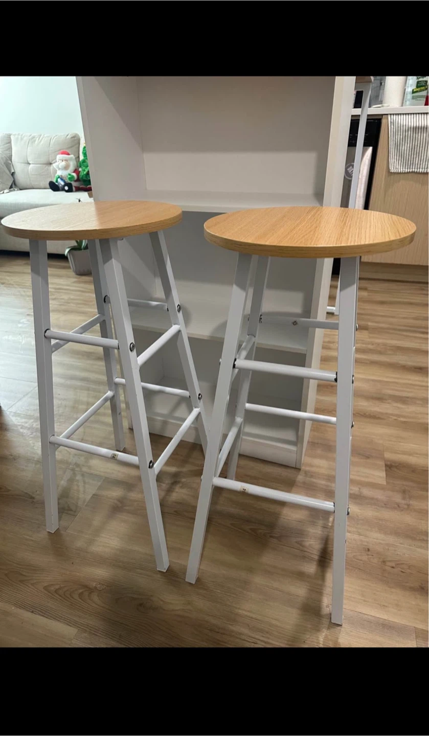 Kitchen Island with 2 Bar Stools - photo 4