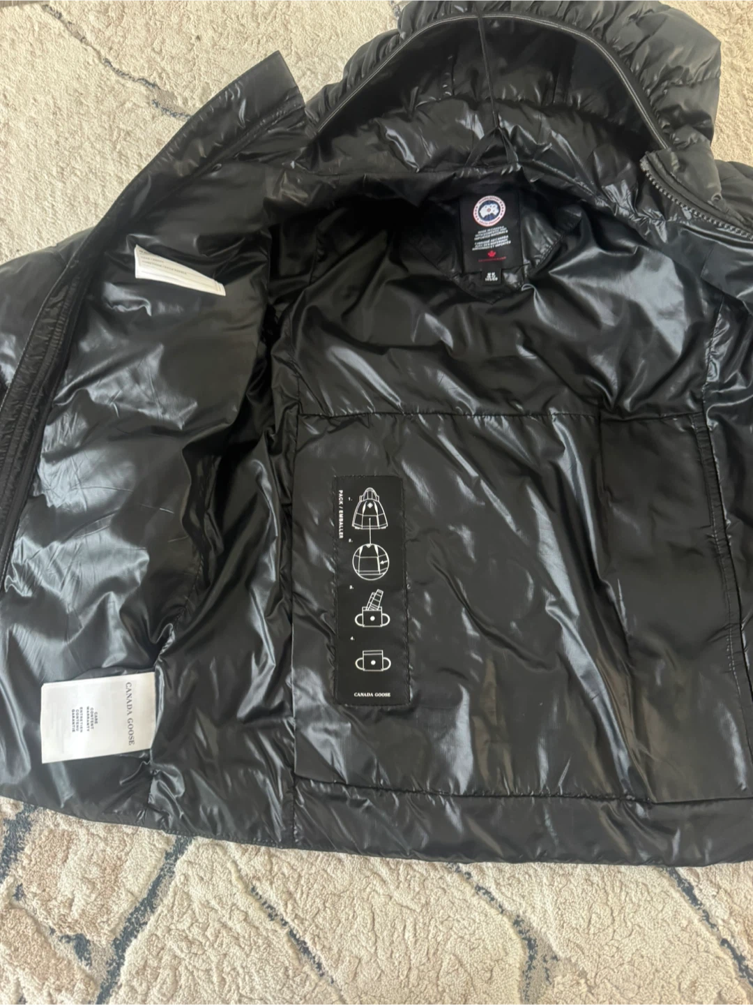 YOUTH Canada Goose Youth Crofton Hoody - Black - Size M/M - photo 3