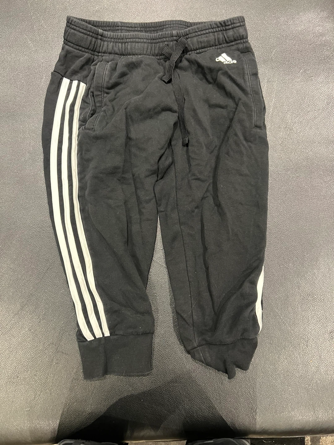 Adidas Black 3-Stripe Capri Sweatpants Size SMALL