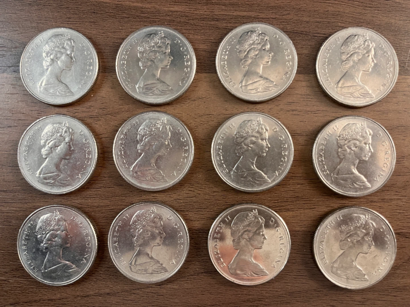 Vintage Canadian Dollar Coins - 1968 - photo 2