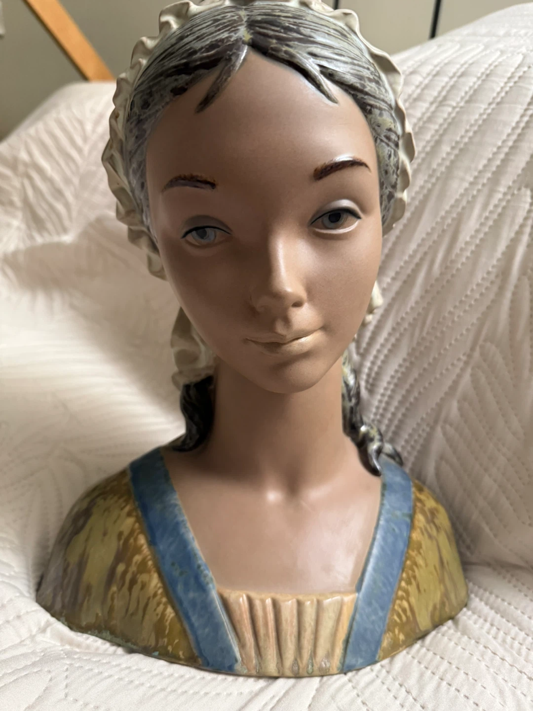Vintage Lladro Little Girl Porcelain Bust, Large 13” 12024 - photo 3