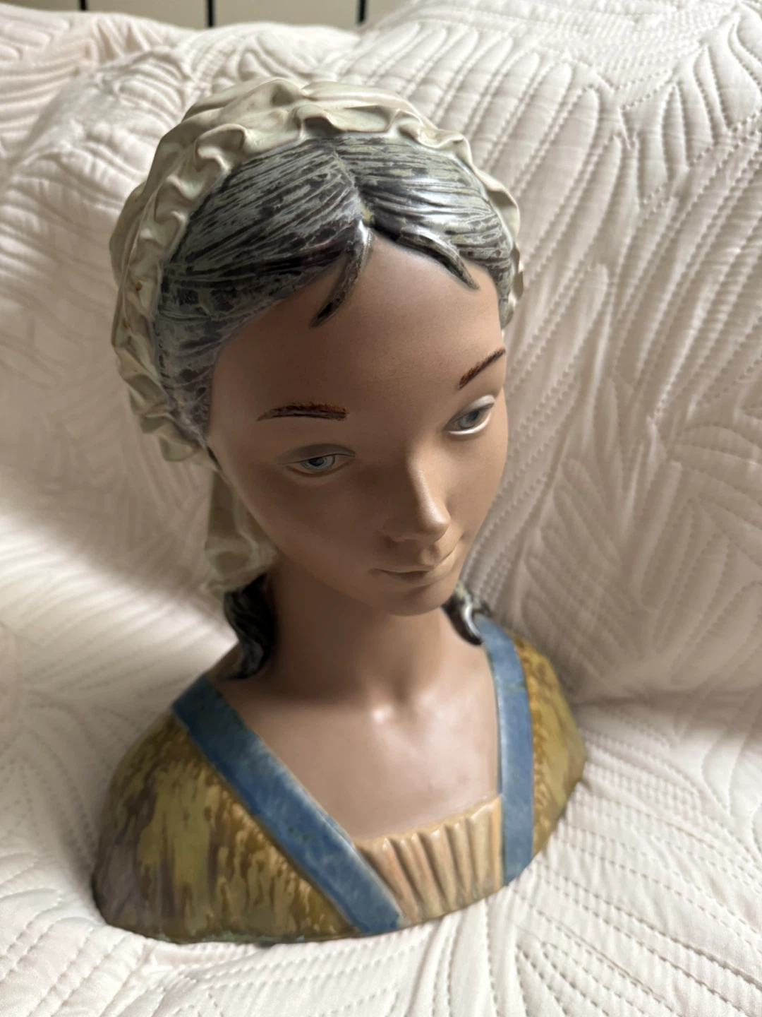 Vintage Lladro Little Girl Porcelain Bust, Large 13” 12024 - photo 2