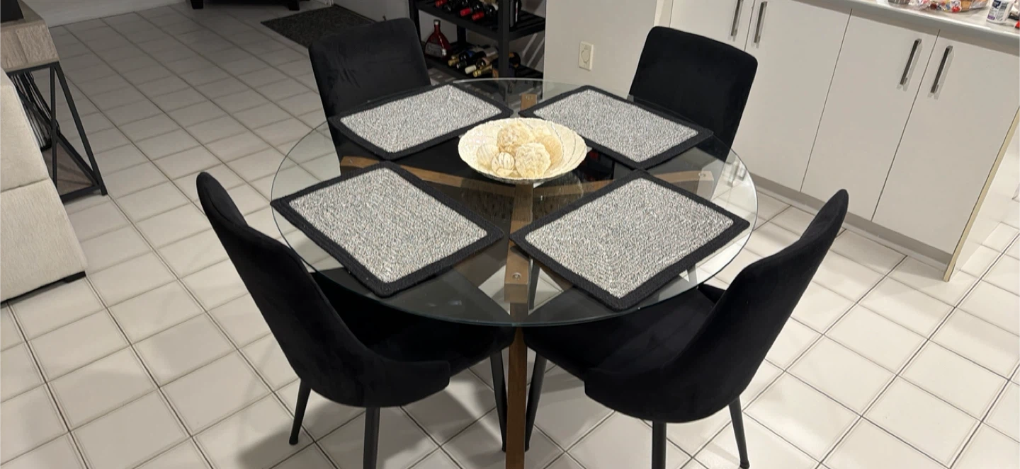 Round Glass Dining Table - photo 3