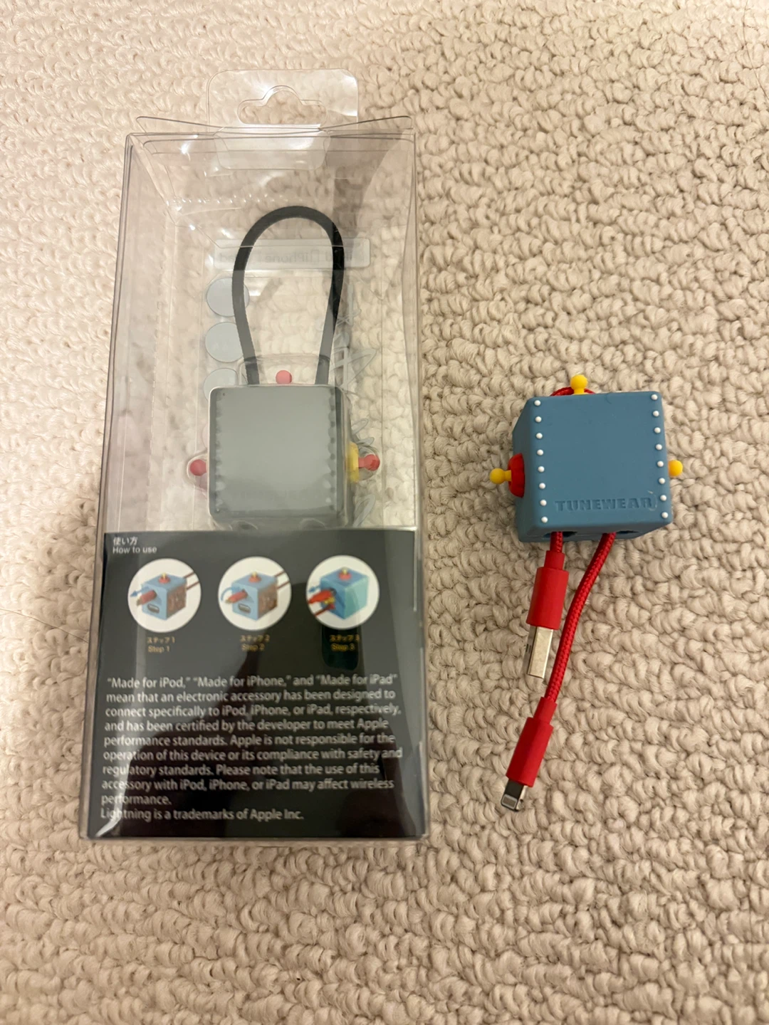 Special designer robot Lightning Cables - photo 2