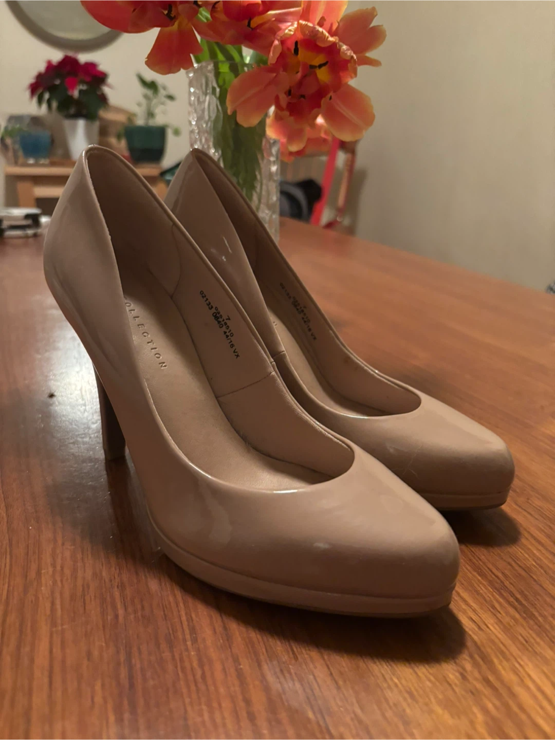 Two pairs of size 8 stilettos - Marks and Spencer - photo 3