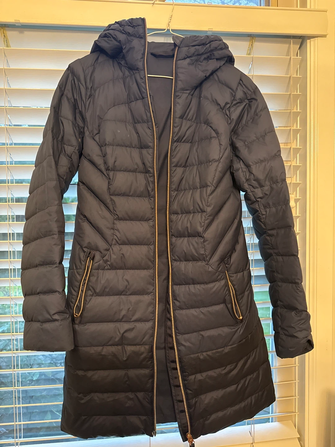Lululemon Puffer Jacket, Size 6 - photo 2