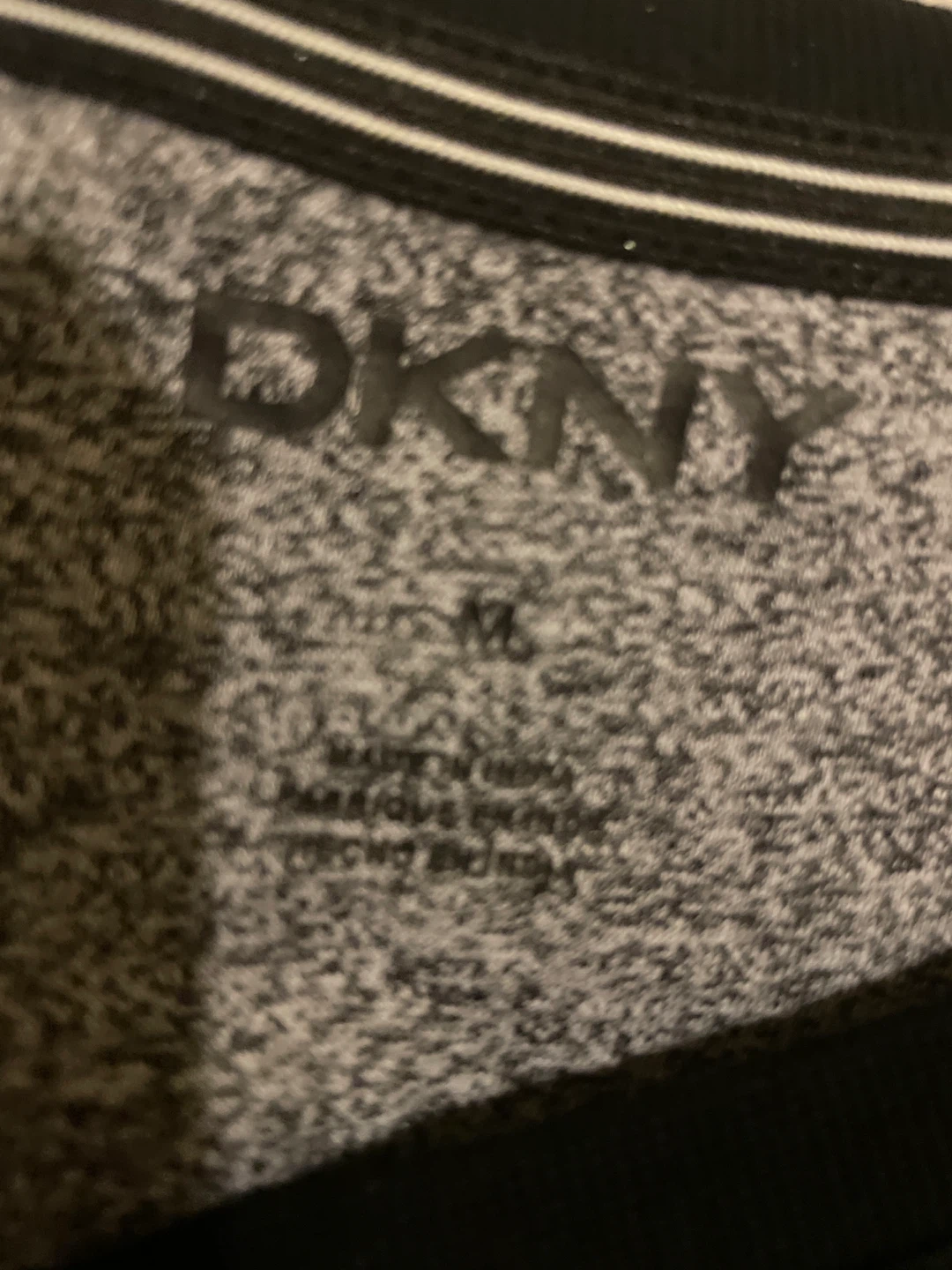 DKNY Black & White Striped T-Shirt - Size M - photo 4