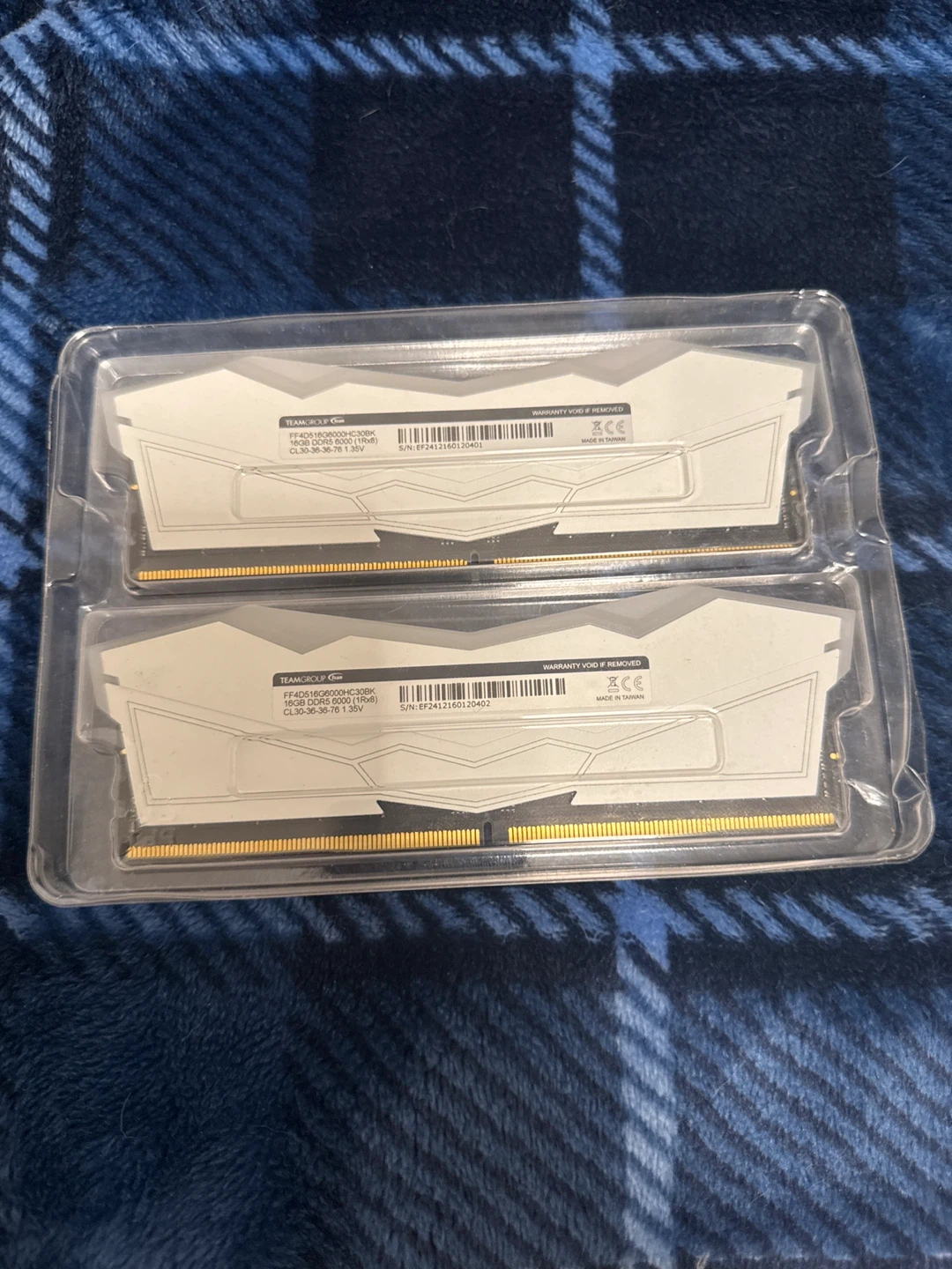 New T-Force Delta RGB DDR5 32GB (2x16GB) 6000MHz - photo 3