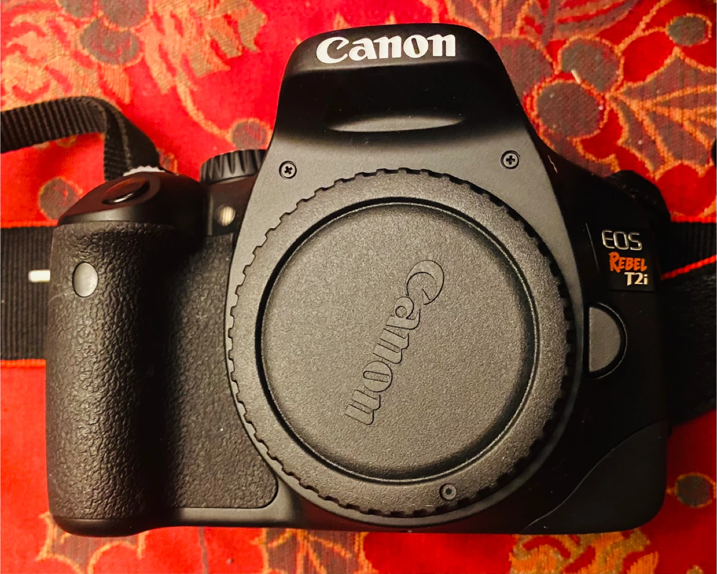 Canon EOS Rebel T2i DSLR Camera with Lenses