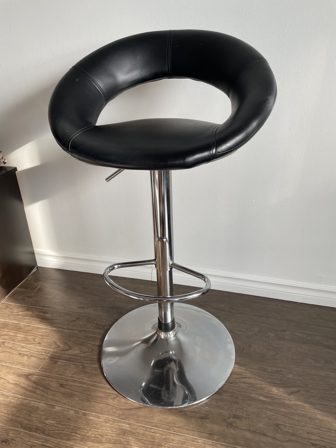 Black Adjustable Bar Stool - photo 3