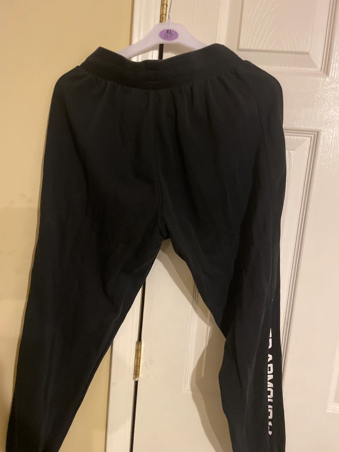 Under Armour Black Sweatpants - Size M - photo 5