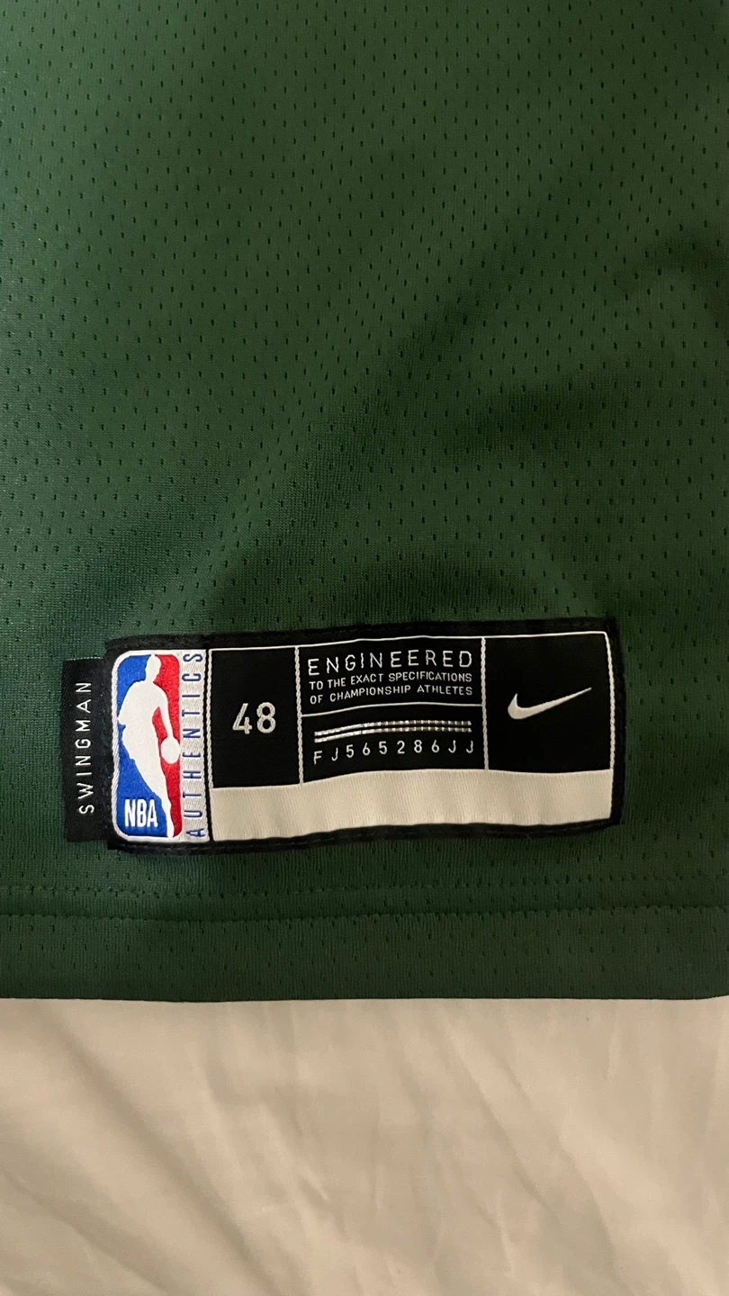 Nike Milwaukee Bucks Antetokounmpo Jersey - Size 48 - photo 3