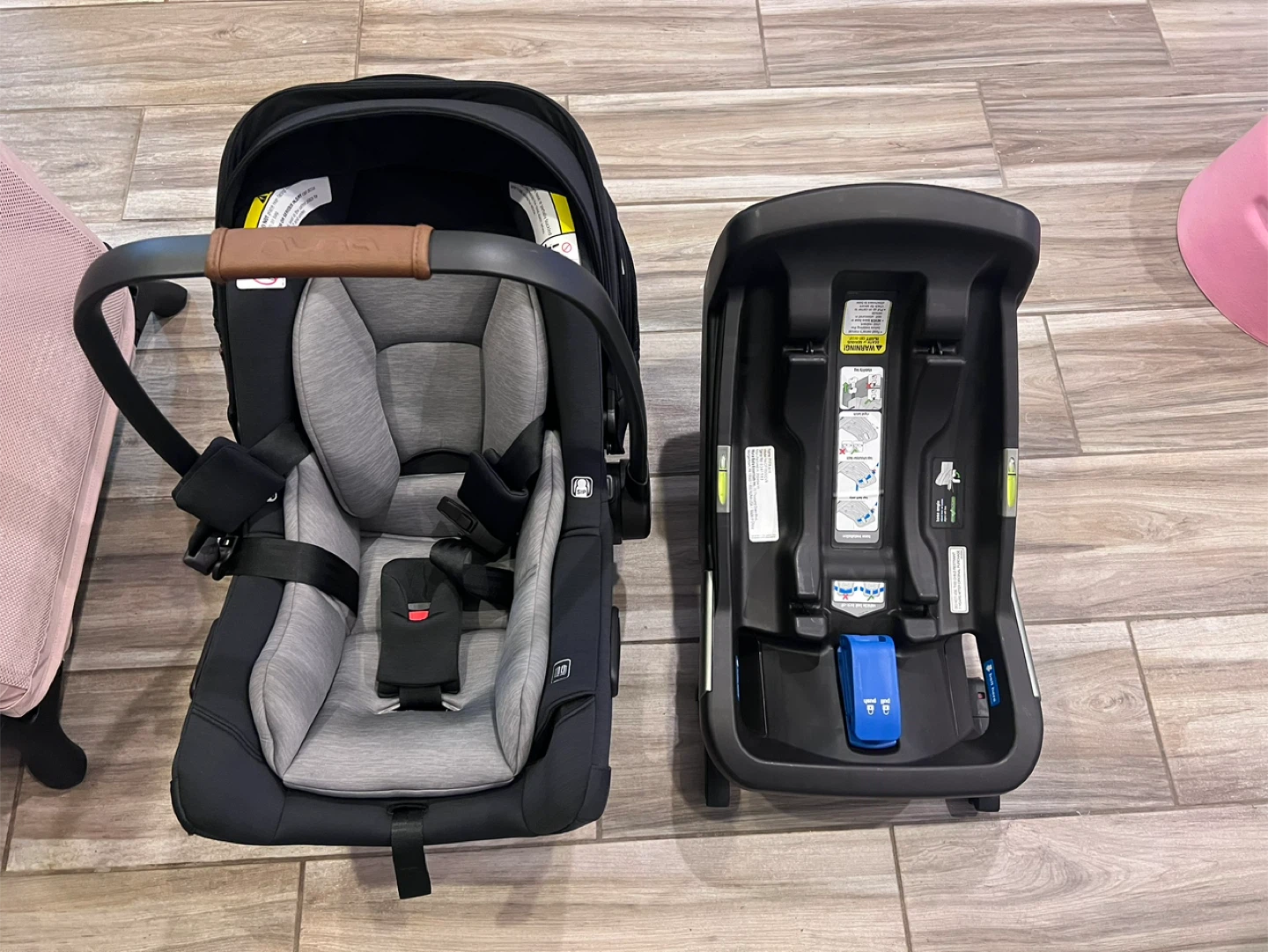 Nuna Pipa Lite LX Infant Car Seat + Base - Black - photo 3