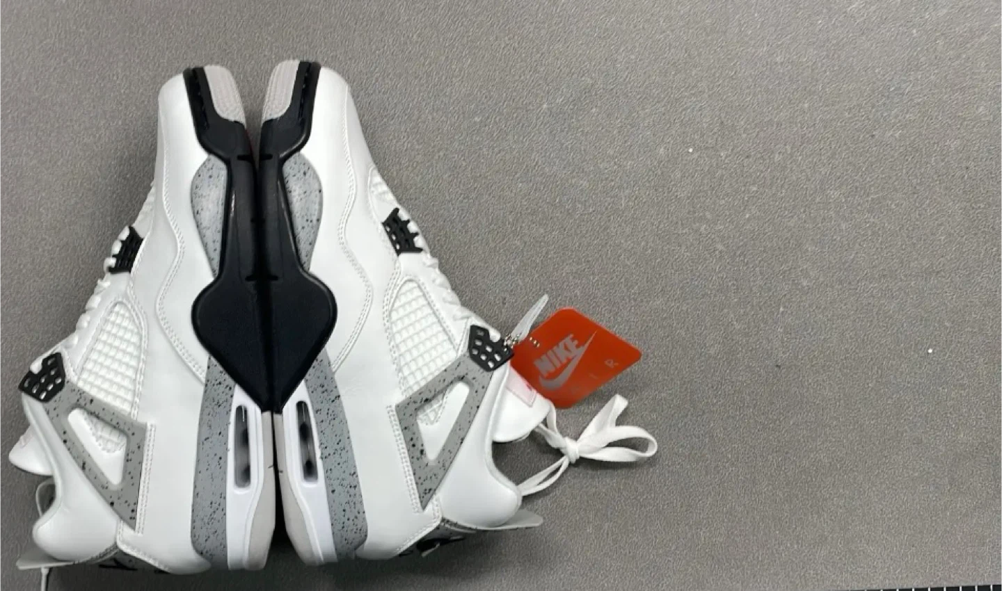 Nike Air Jordan 4 Retro White Oreo - photo 2
