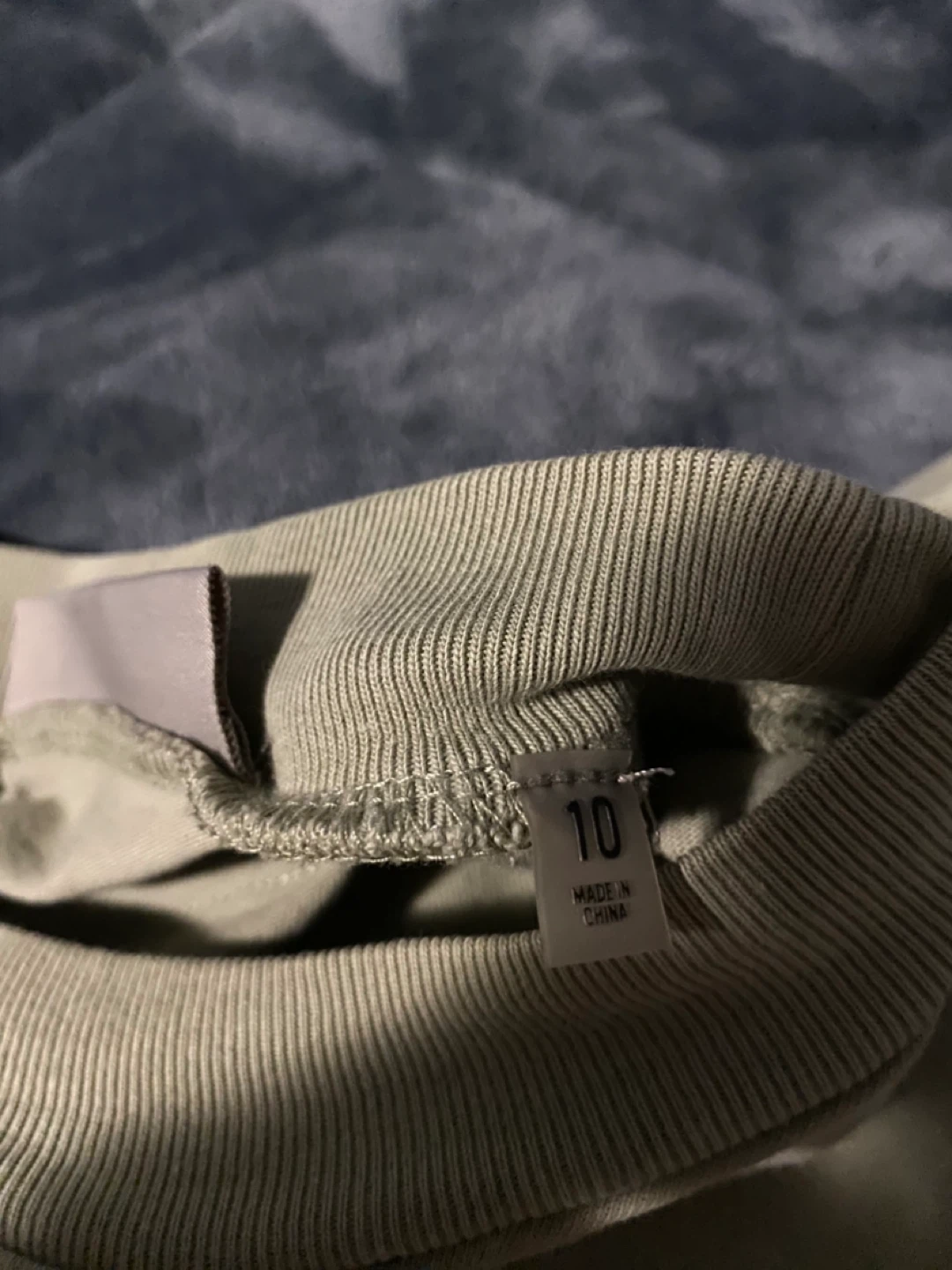 Essentials Fear of God T-Shirt - Size 10 - photo 4