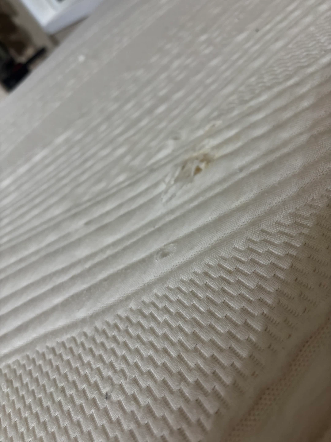 Queen Mattress, Box Spring & Bed Frame - photo 4