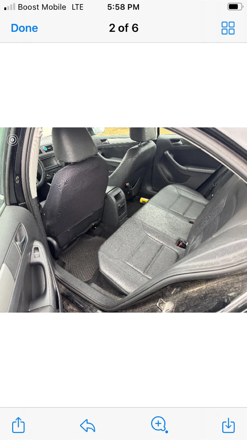 2013 Volkswagen Jetta - Black Sedan - photo 4