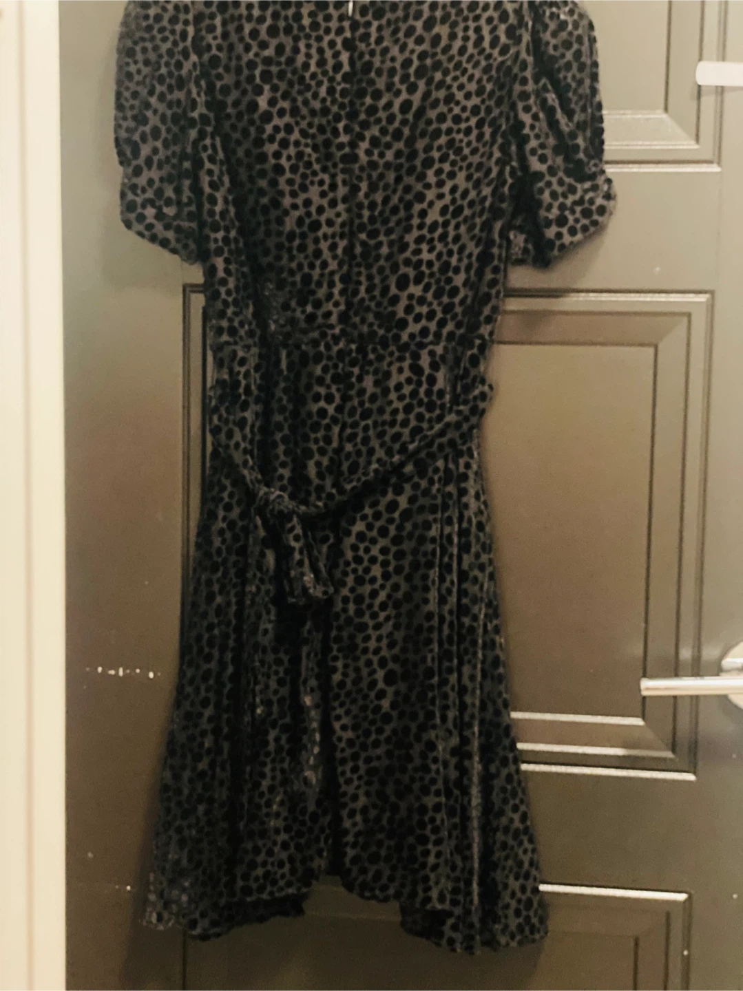 DKNY Black Velvet Polka Dot Dress Size 8 - photo 2