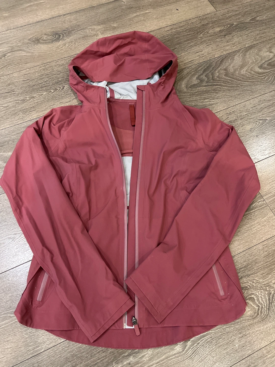 Lululemon Rain Rebel Jacket - Size 6