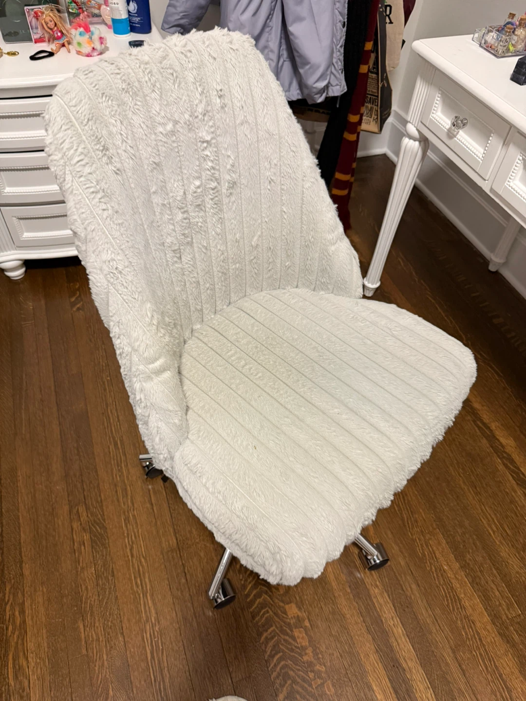 Furry White Desk Chair