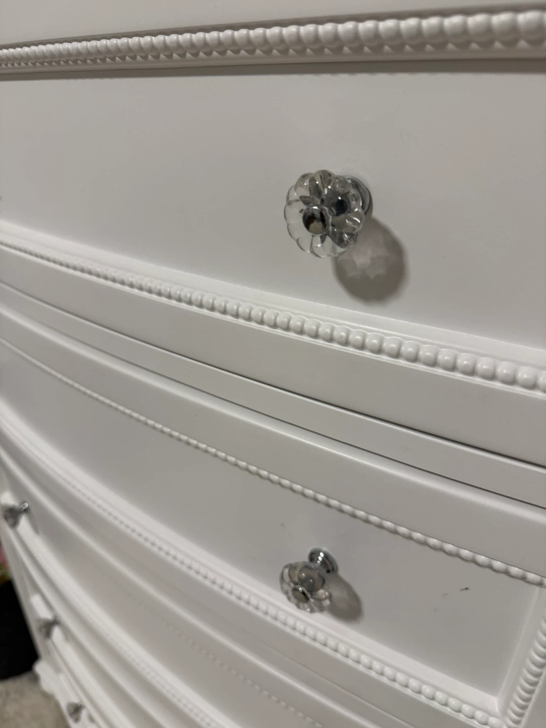 White 5-Drawer Dresser - photo 4