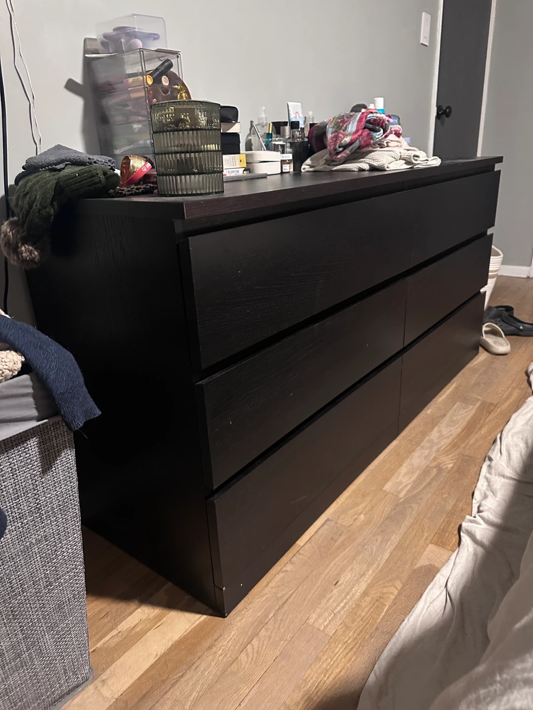 Black 6-Drawer Dresser - photo 2
