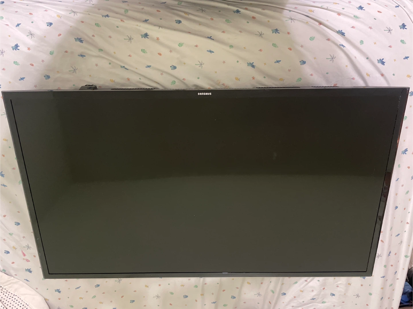 Samsung 42" Smart LED TV + Remote - MOVING SALE