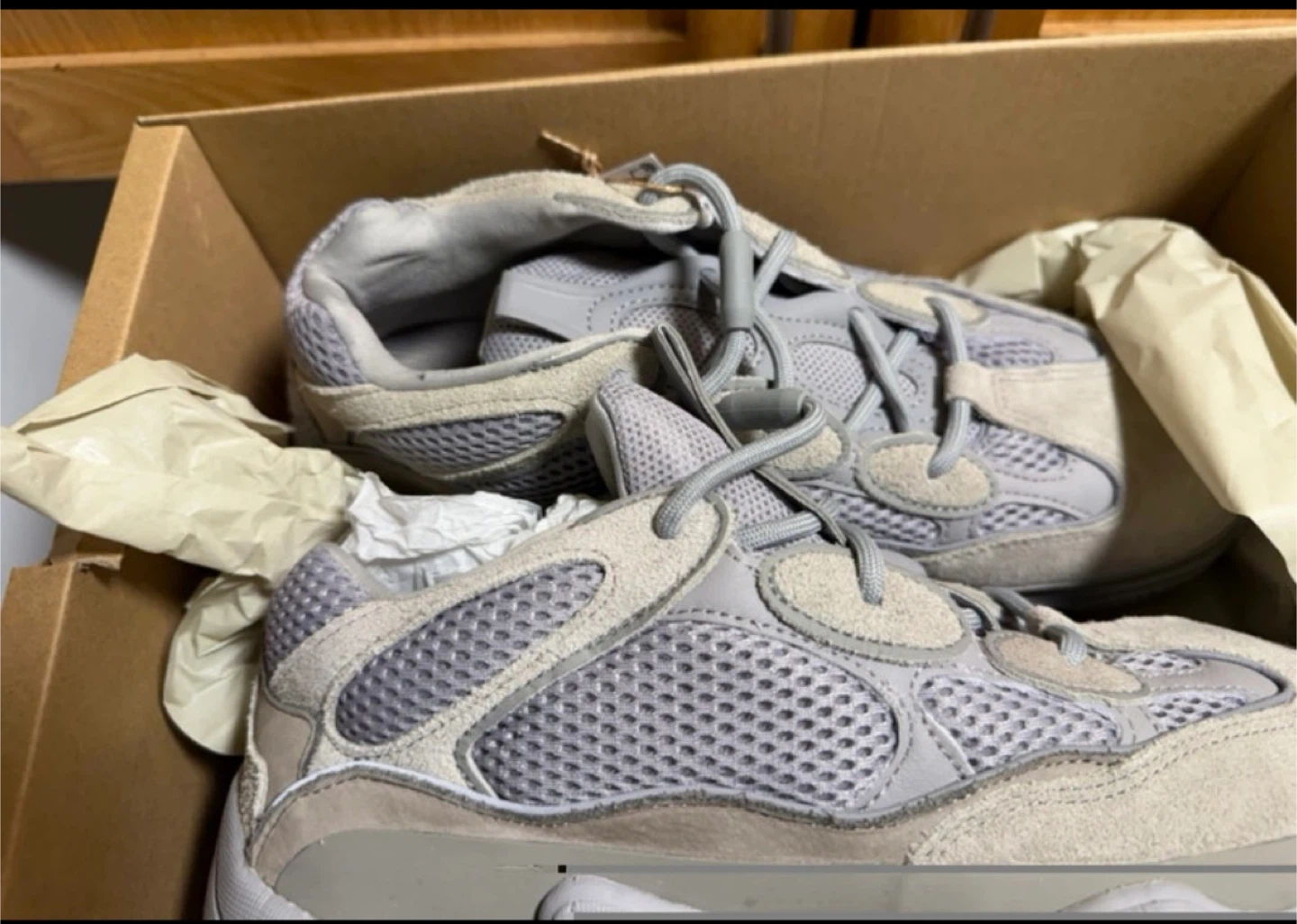 Adidas Yeezy 500 Size 10.5 US - photo 2