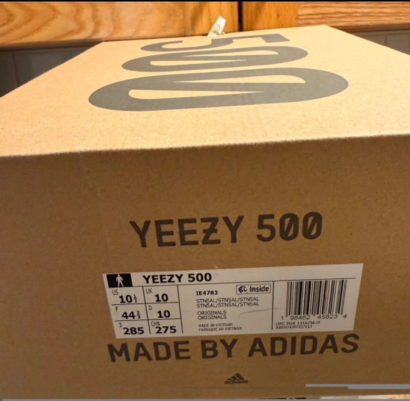 Adidas Yeezy 500 Size 10.5 US