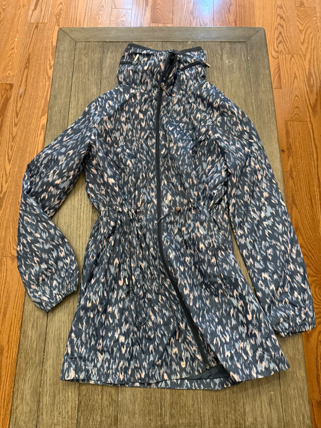 Lowinski Classic Outerwear Size 38