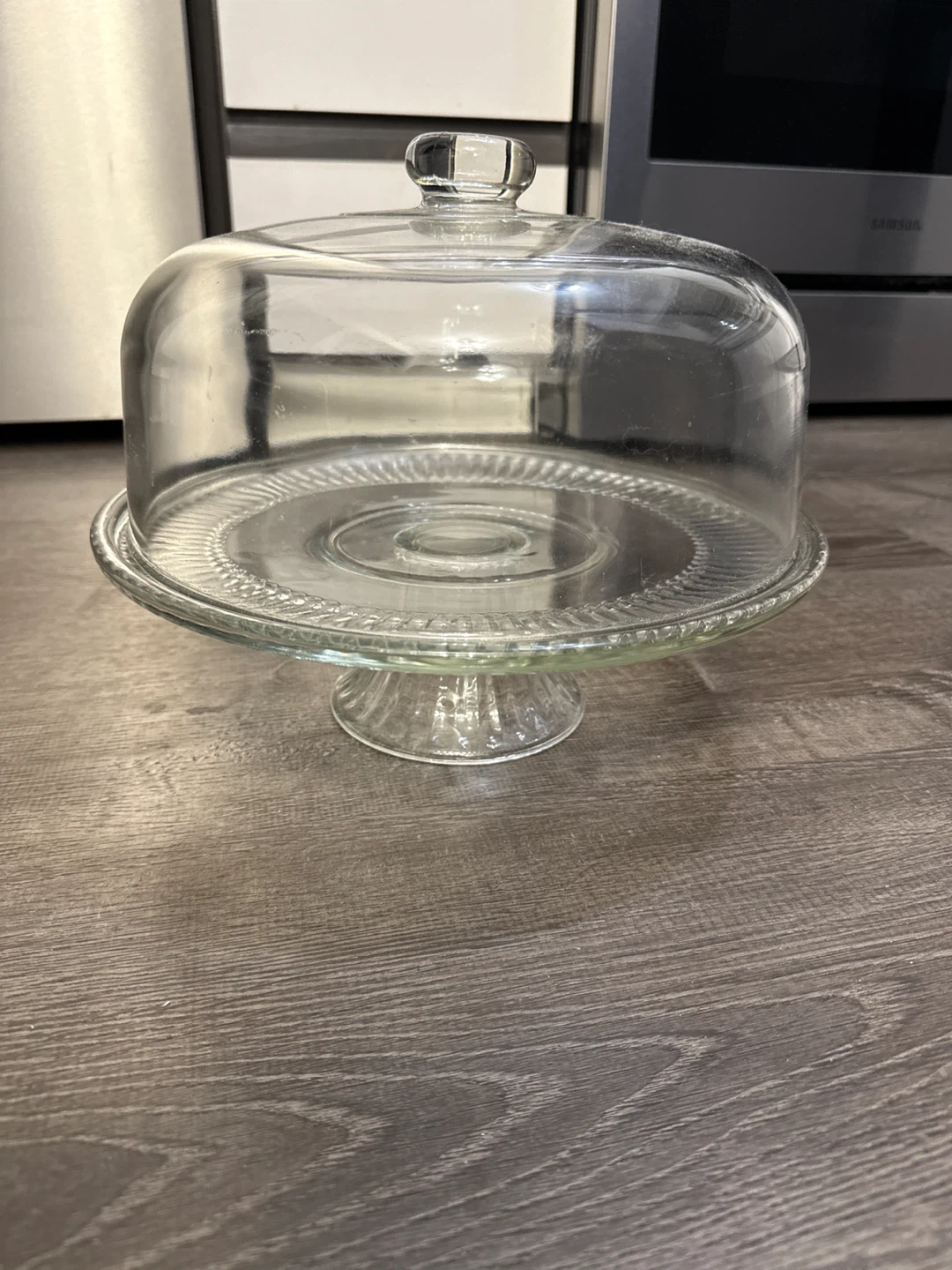 Glass Cake Stand with Dome Lid