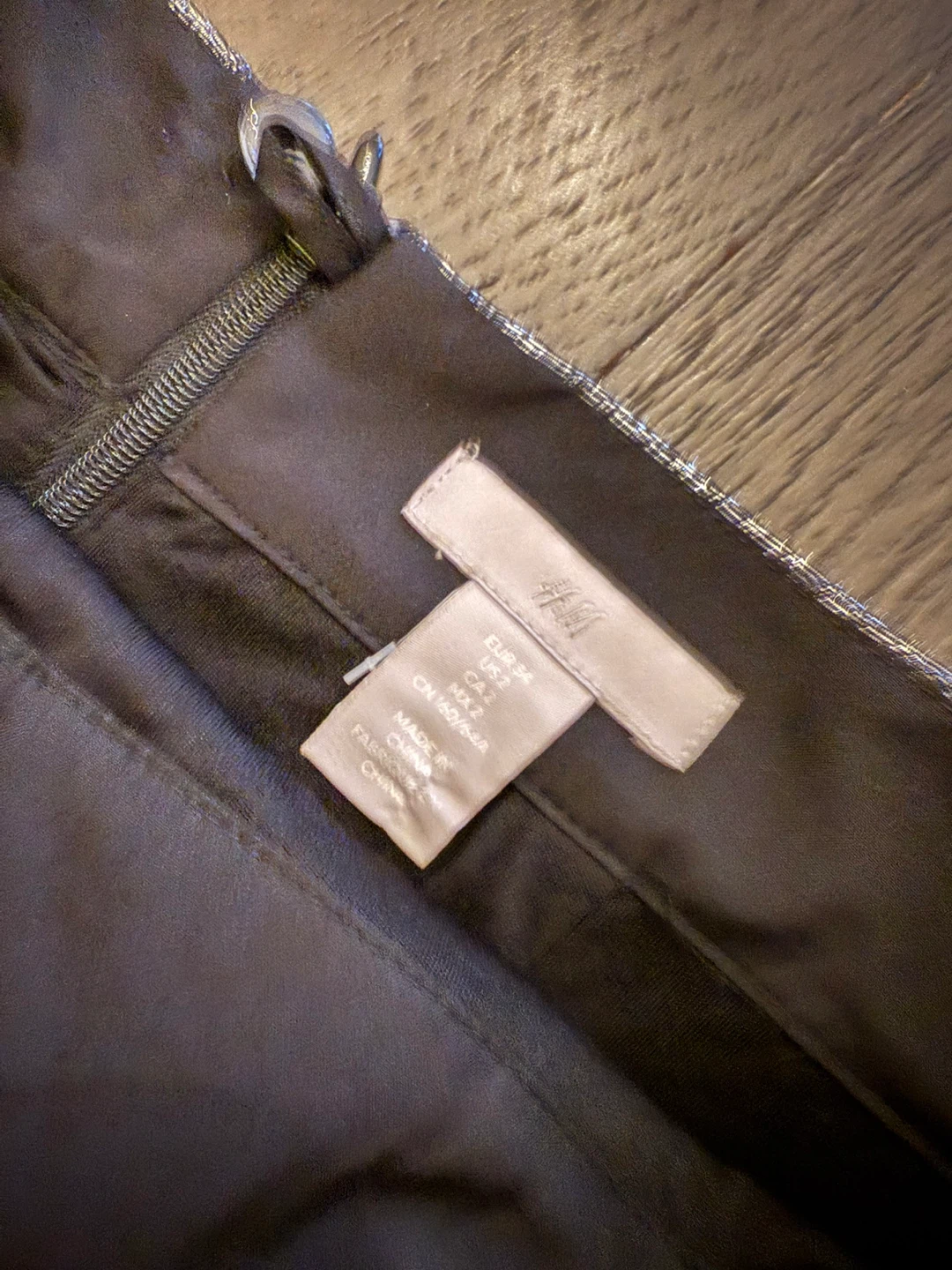 H&M Silver Mini Skirt - Size 4 - photo 2