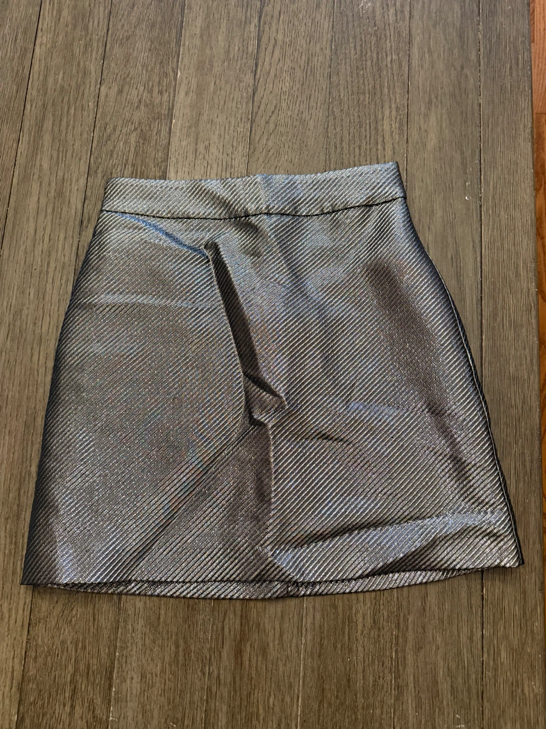 H&M Silver Mini Skirt - Size 4