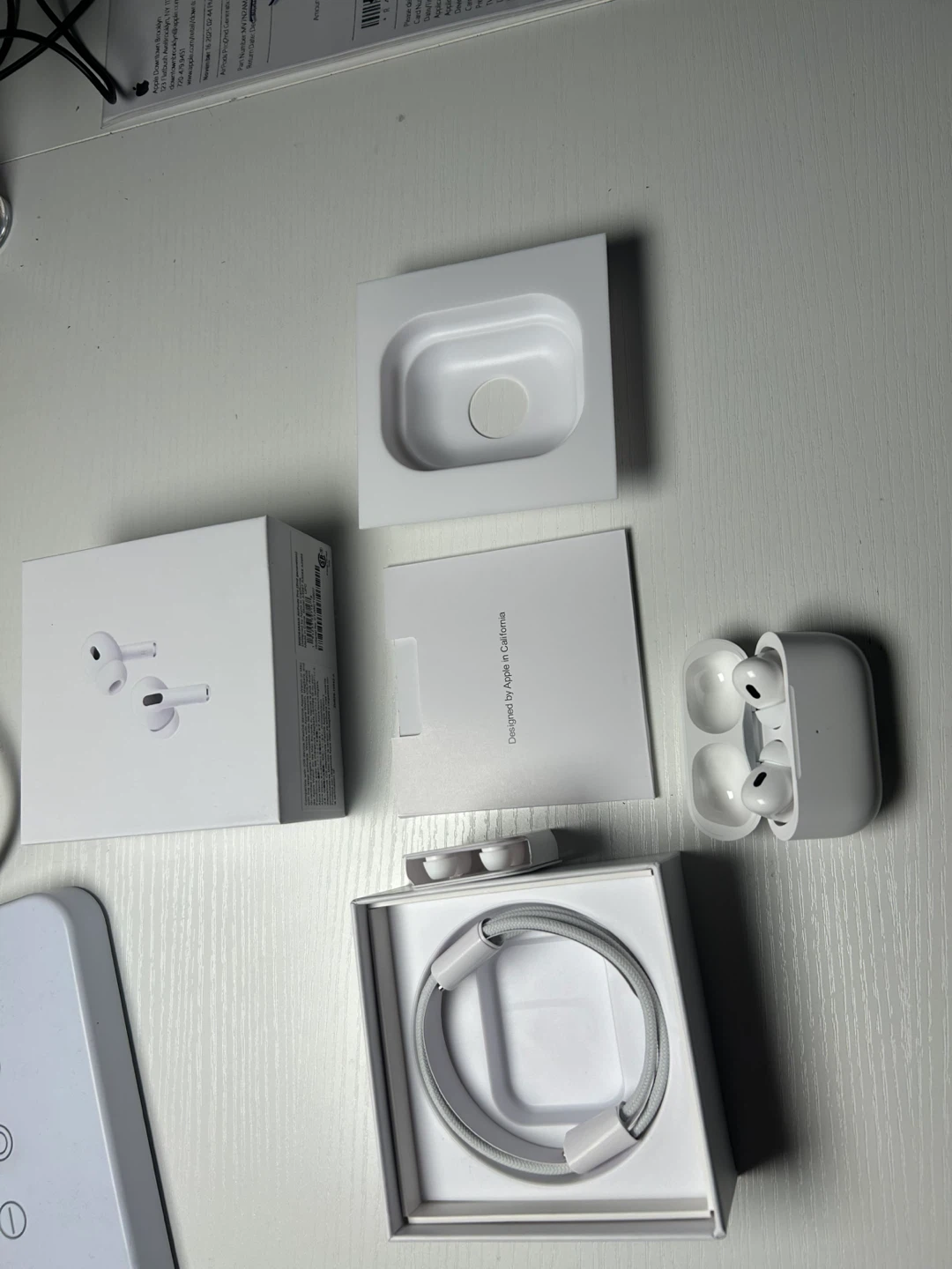 Apple AirPods Pro (2nd generation) - photo 2