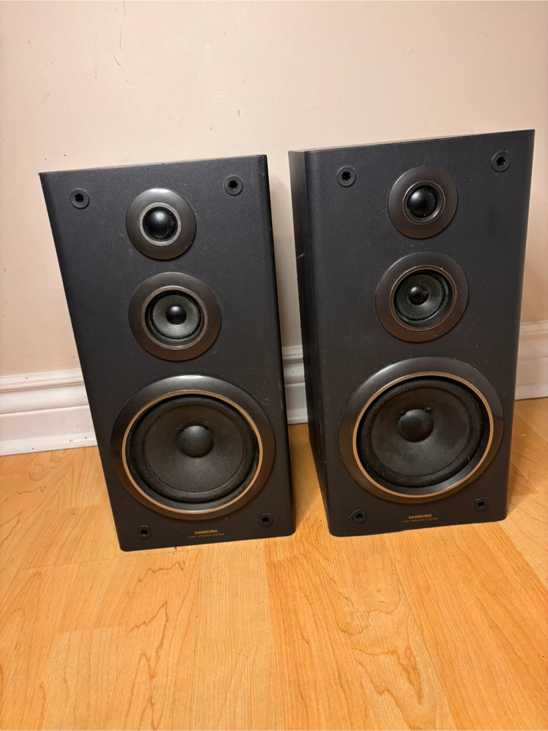 Samsung 3-Way Speakers + CIAIA Centre Speaker - photo 2