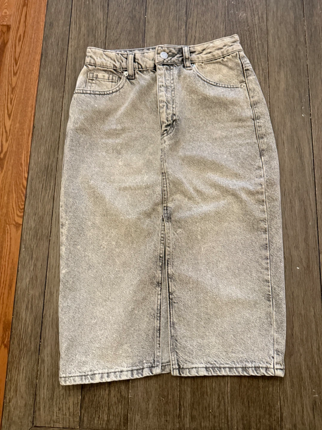 Dynamite Grey Denim Midi Skirt - 1PXs