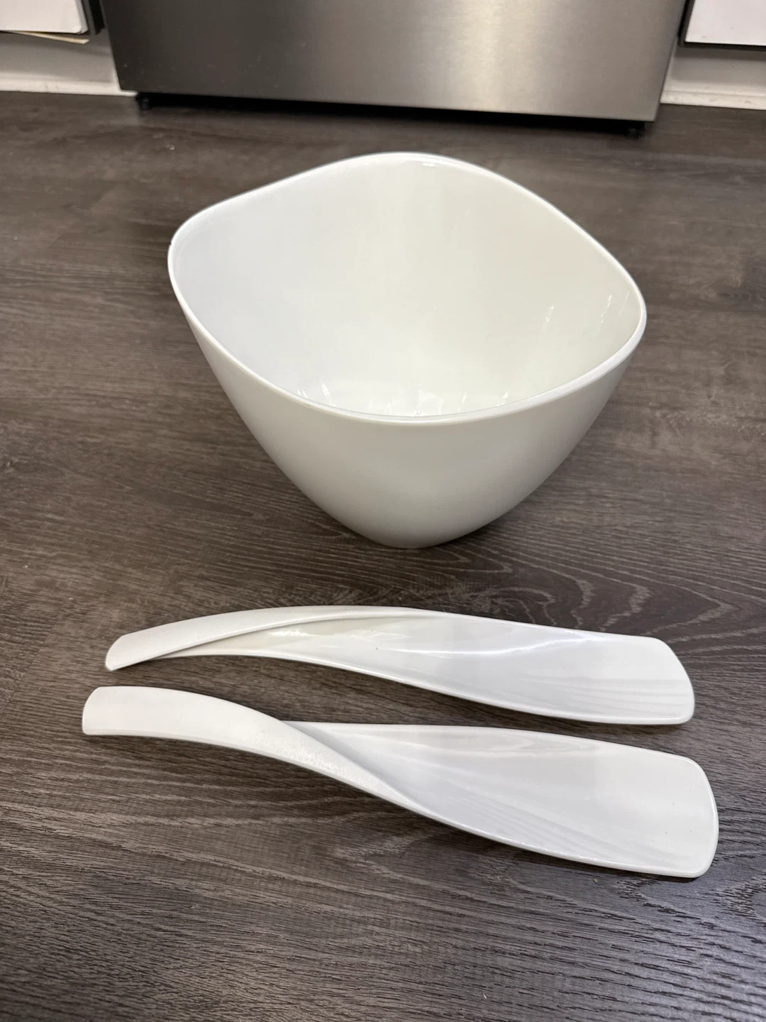 WOVO White Salad Bowl with Serving Spoons - photo 2