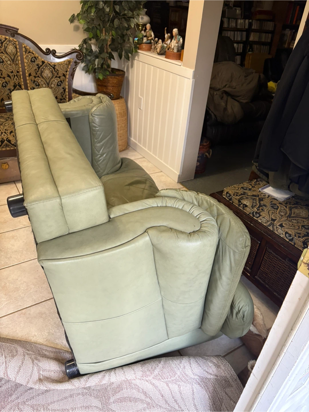 Leather Sofa - Light Green - photo 5
