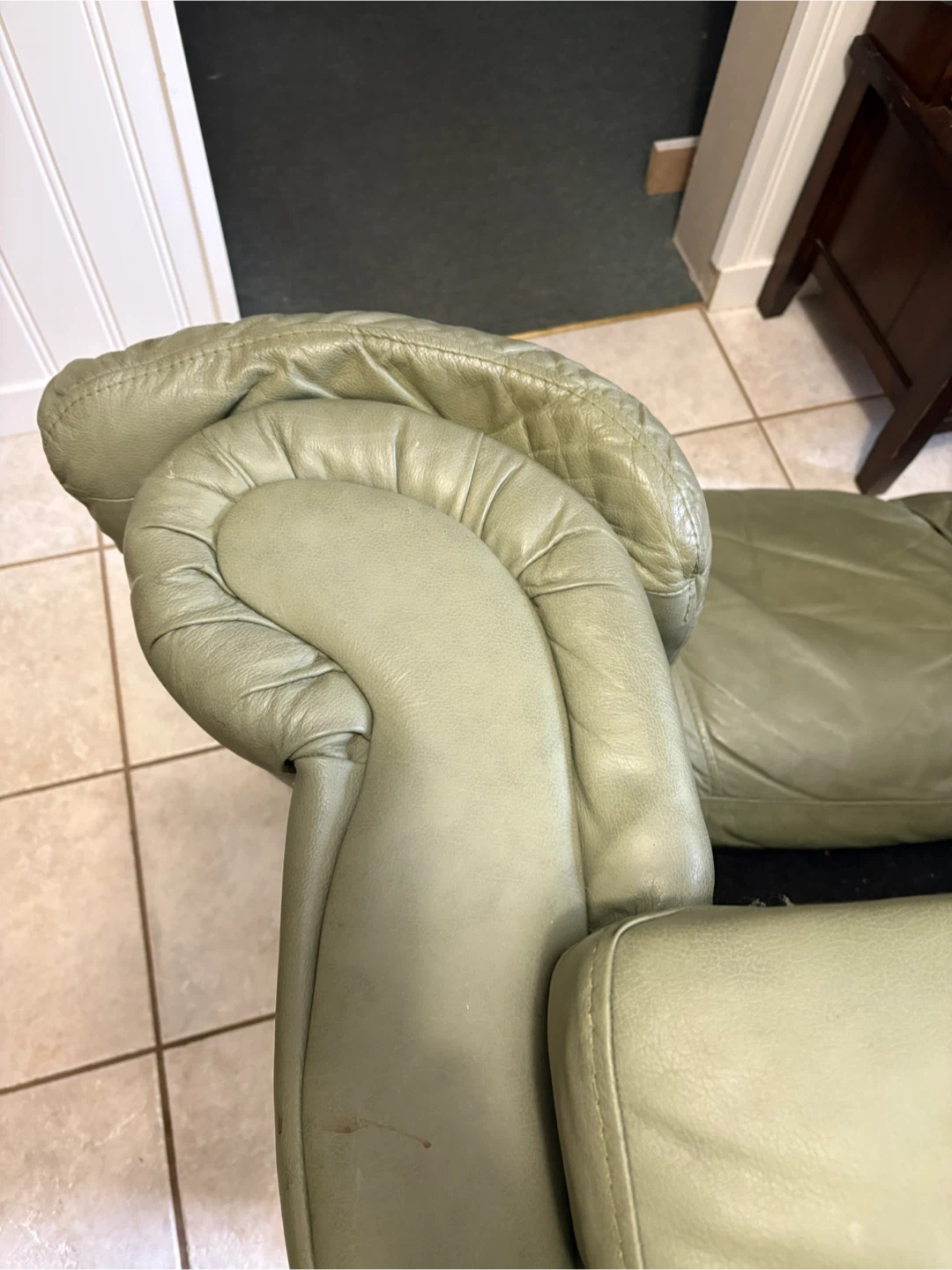 Leather Sofa - Light Green - photo 3