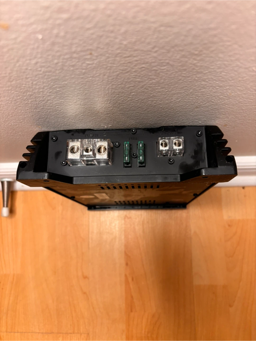 MTX Audio Terminator TNA251 Mono Subwoofer Amplifier - photo 3